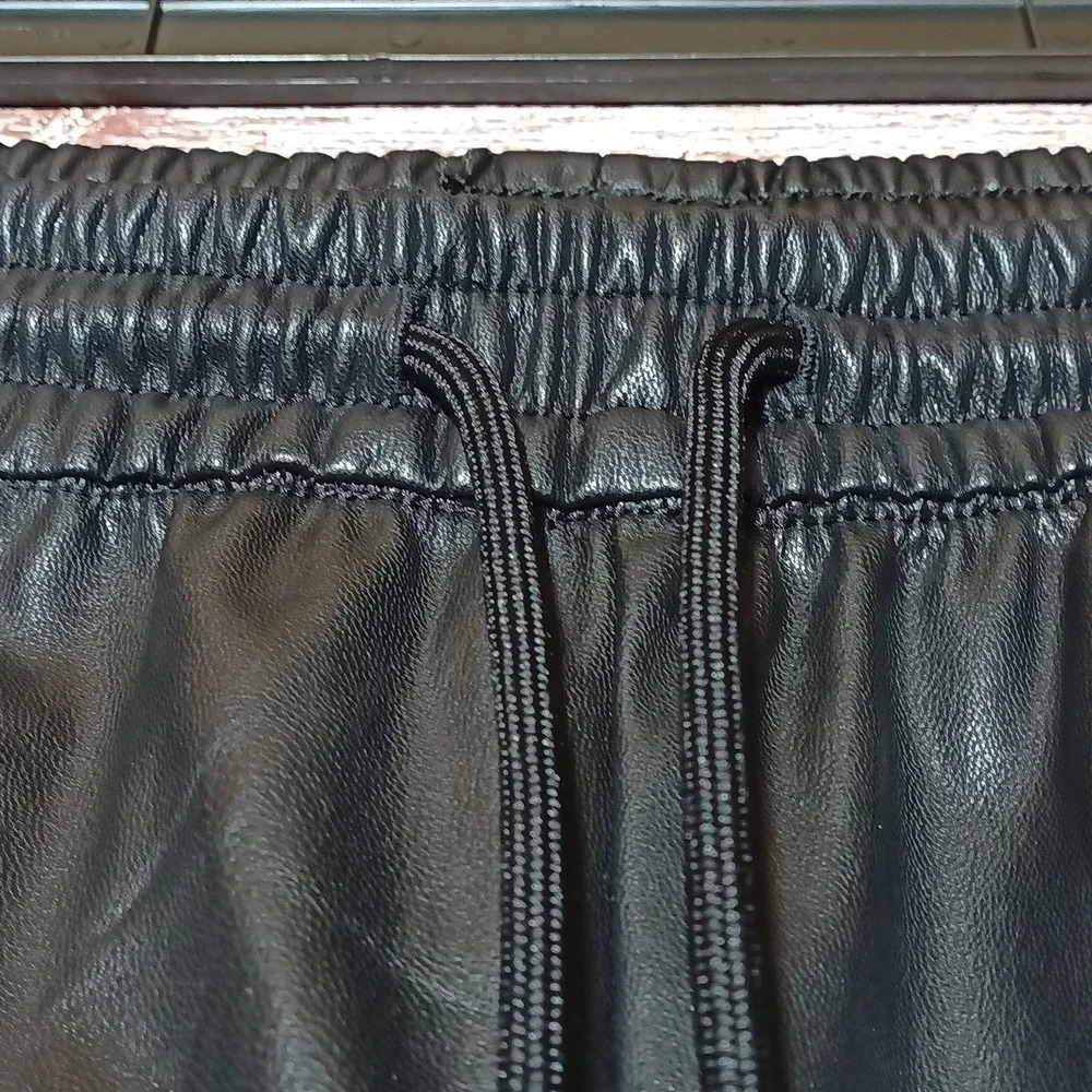 H&M Divided high rise elastic waist faux leather black jogger draw string size 8 - Picture 5 of 10
